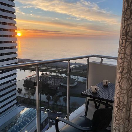 Roini Apartment Batumi Exteriér fotografie