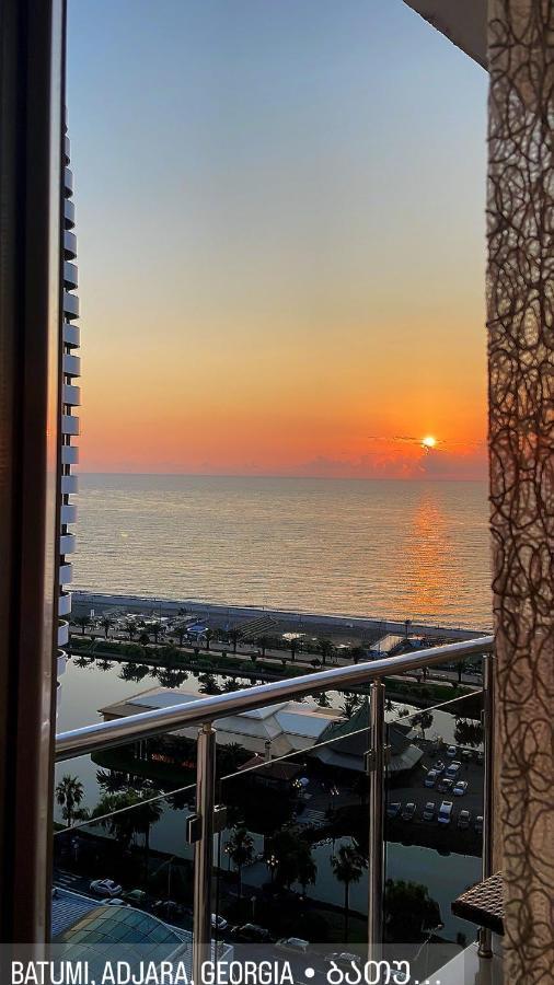 Roini Apartment Batumi Exteriér fotografie