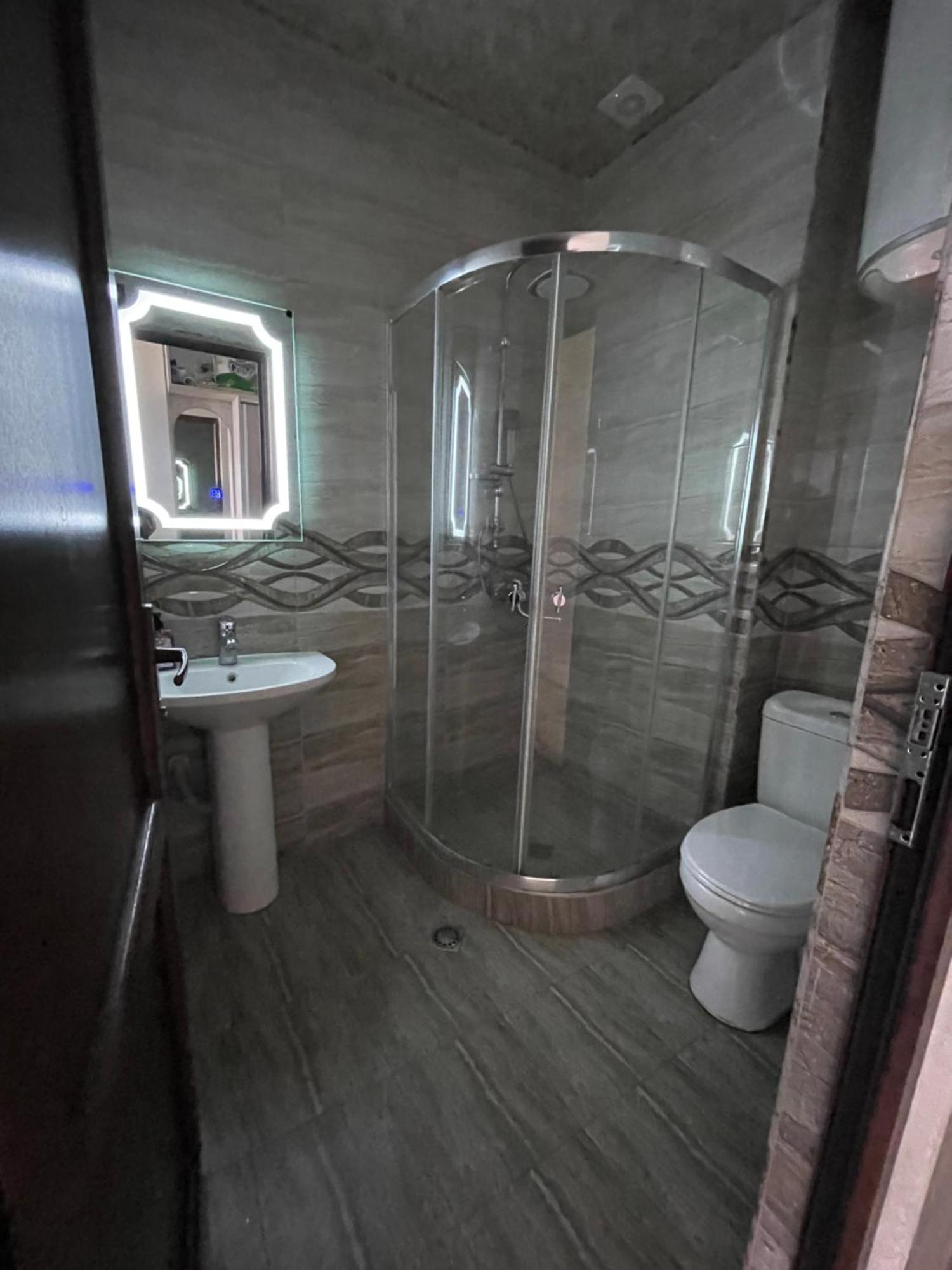 Roini Apartment Batumi Exteriér fotografie