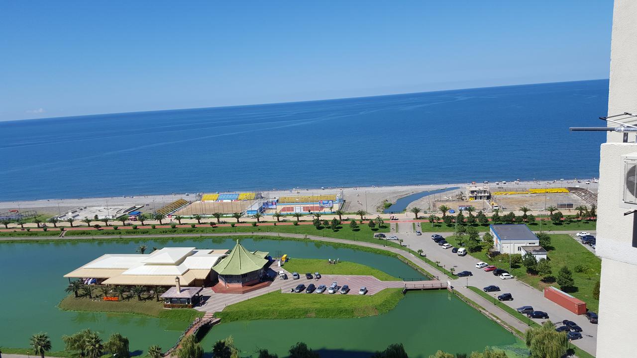 Roini Apartment Batumi Exteriér fotografie