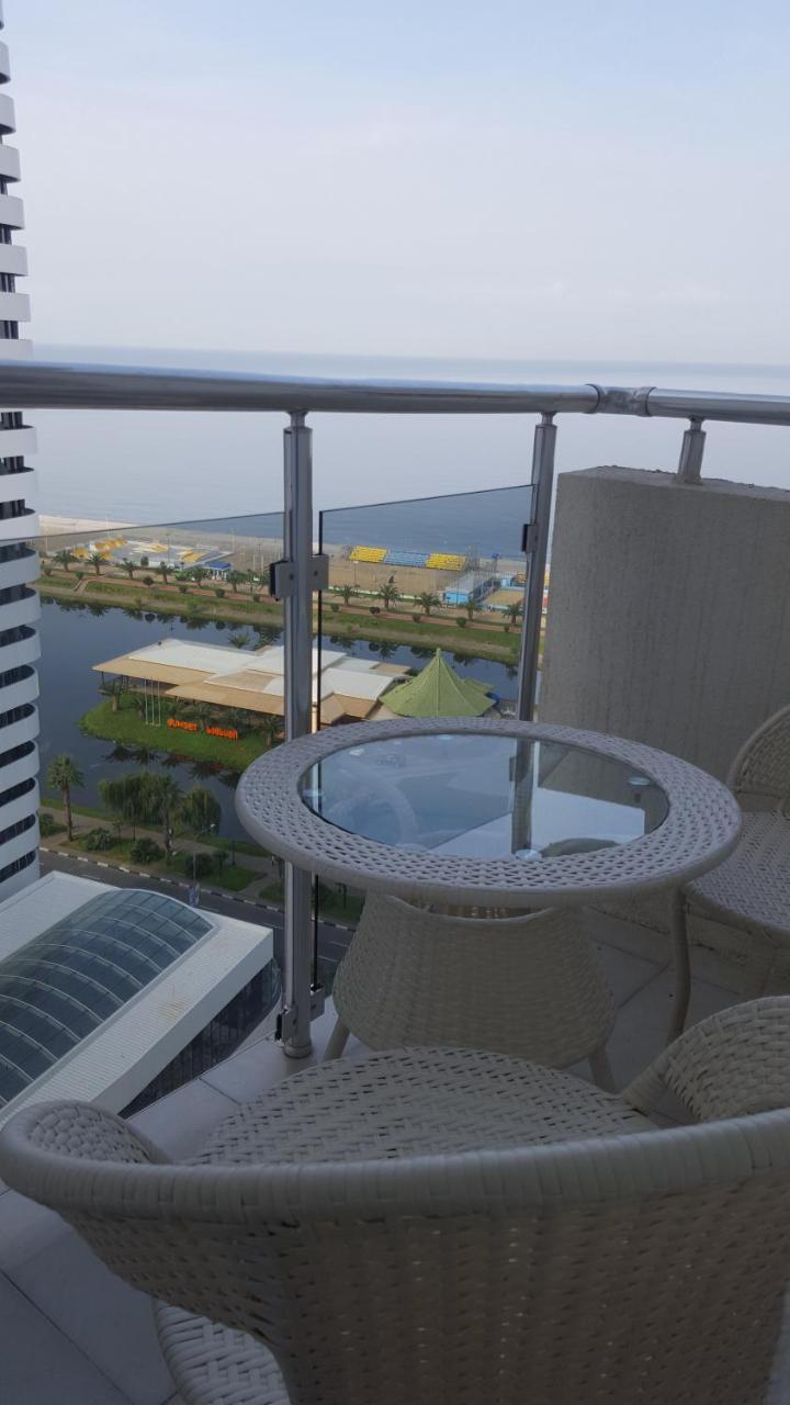 Roini Apartment Batumi Exteriér fotografie